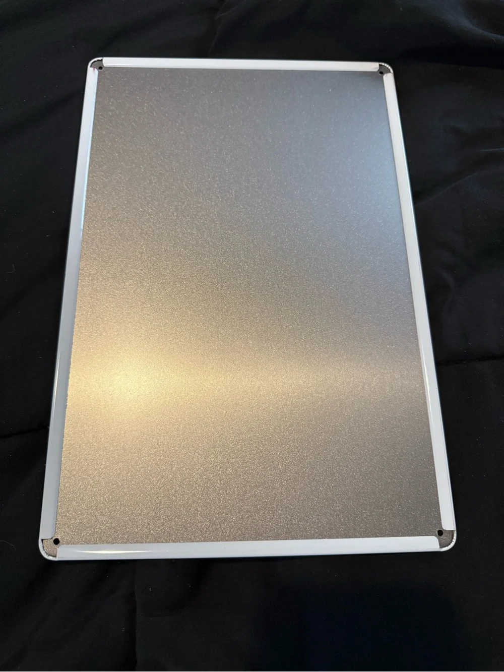 N/A metal sign